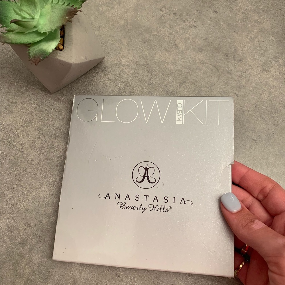 Anastasia Beverly Hills Glow Kit